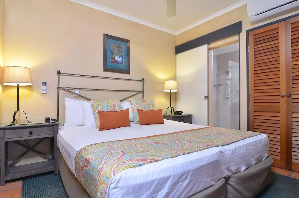 Villa San Michele Port Douglas 4*,