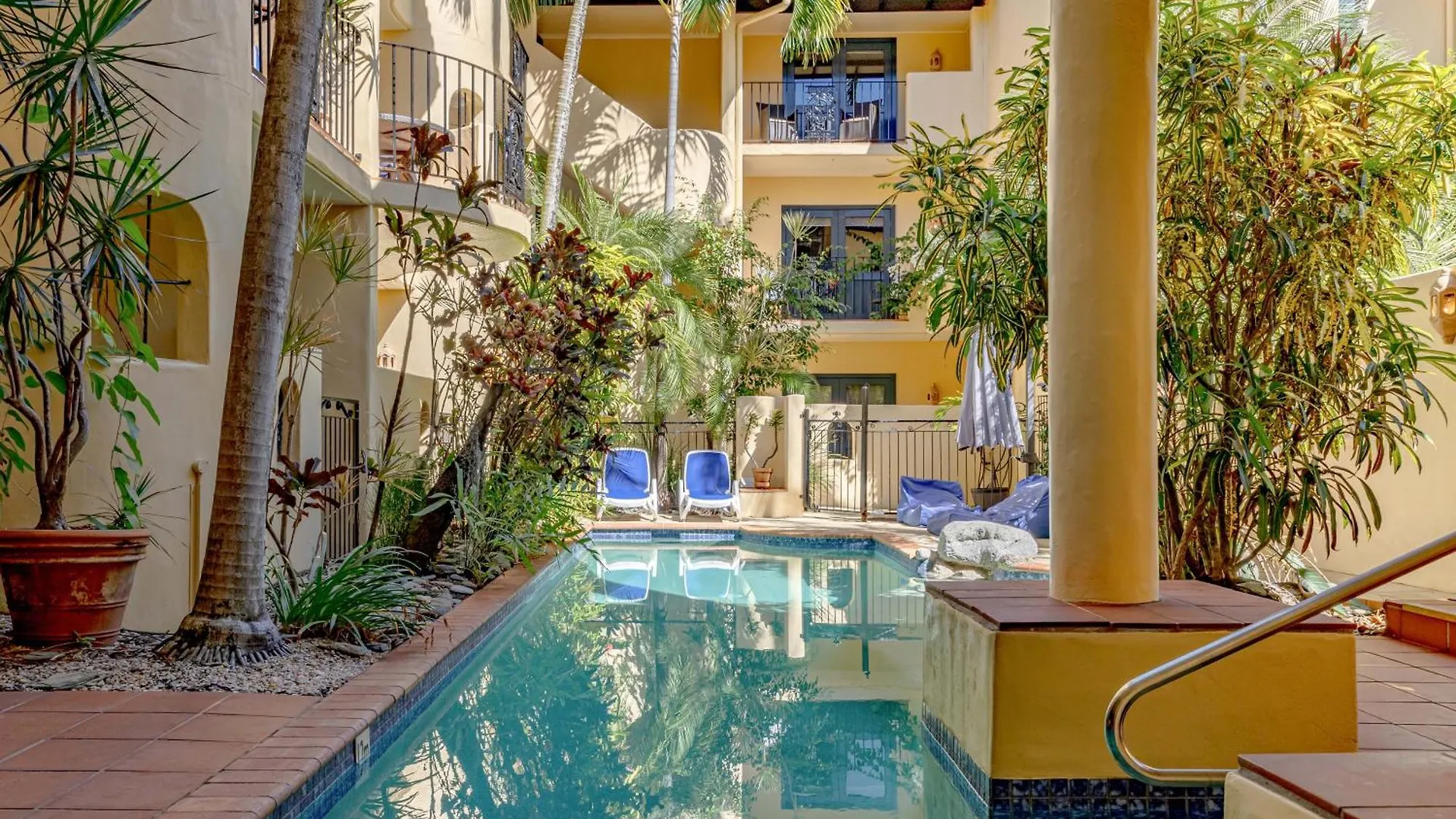 Villa San Michele Port Douglas Aparthotel