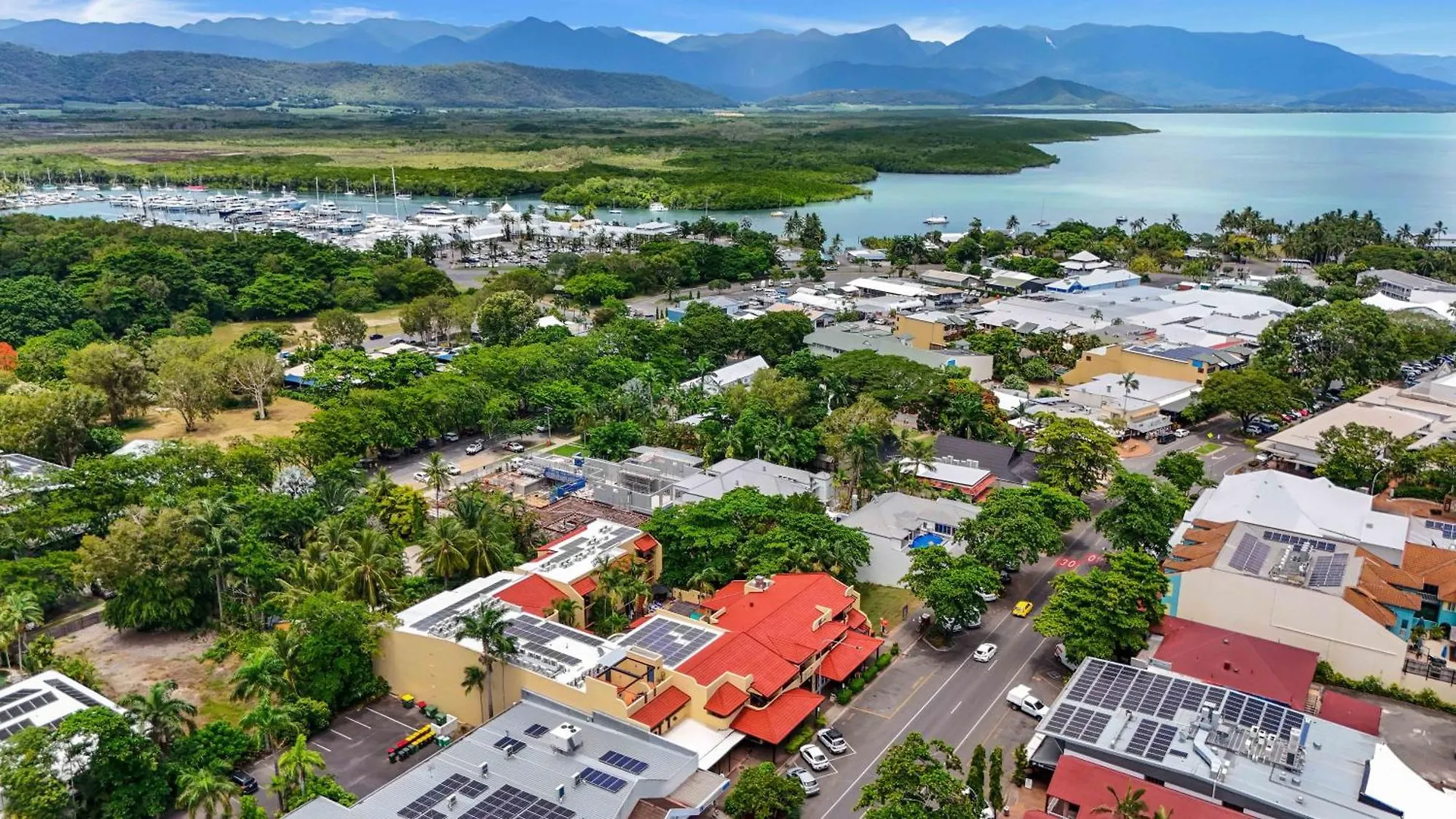 Villa San Michele Port Douglas Aparthotel